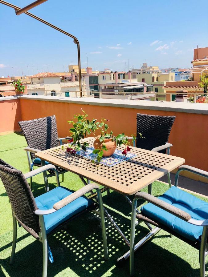 Penthouse Sea View Apartment Лидо ди Остия Екстериор снимка
